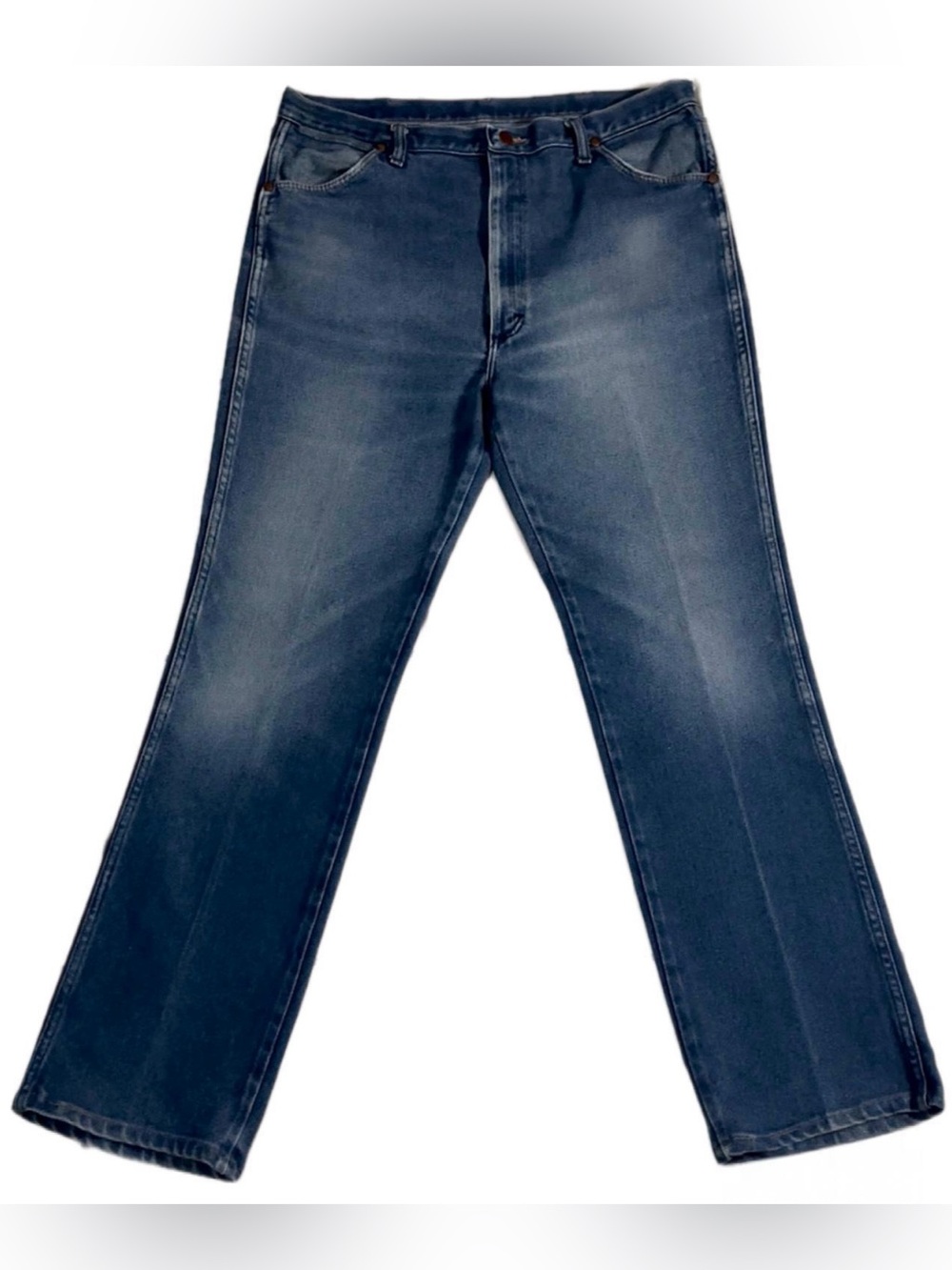 Wrangler Men’s Cowboy Cut/Regular Fit Jeans Medium Wash Size 38 34
